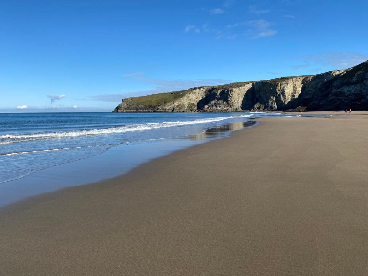 Polrunny Farm Blackberry Cottage - Cornwall Bliss In Sight Of The Sea ボスキャッスル エクステリア 写真