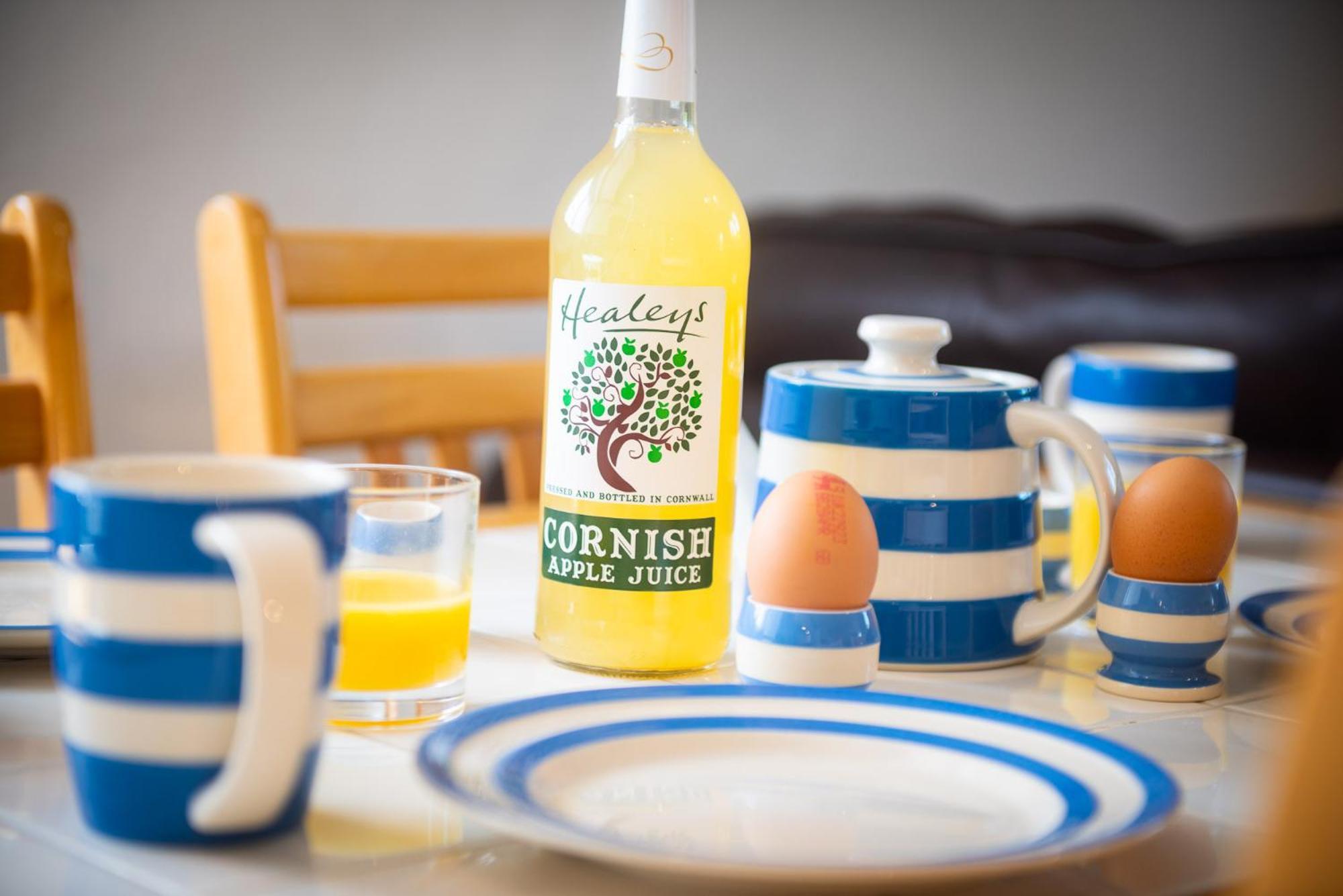 Polrunny Farm Blackberry Cottage - Cornwall Bliss In Sight Of The Sea ボスキャッスル エクステリア 写真