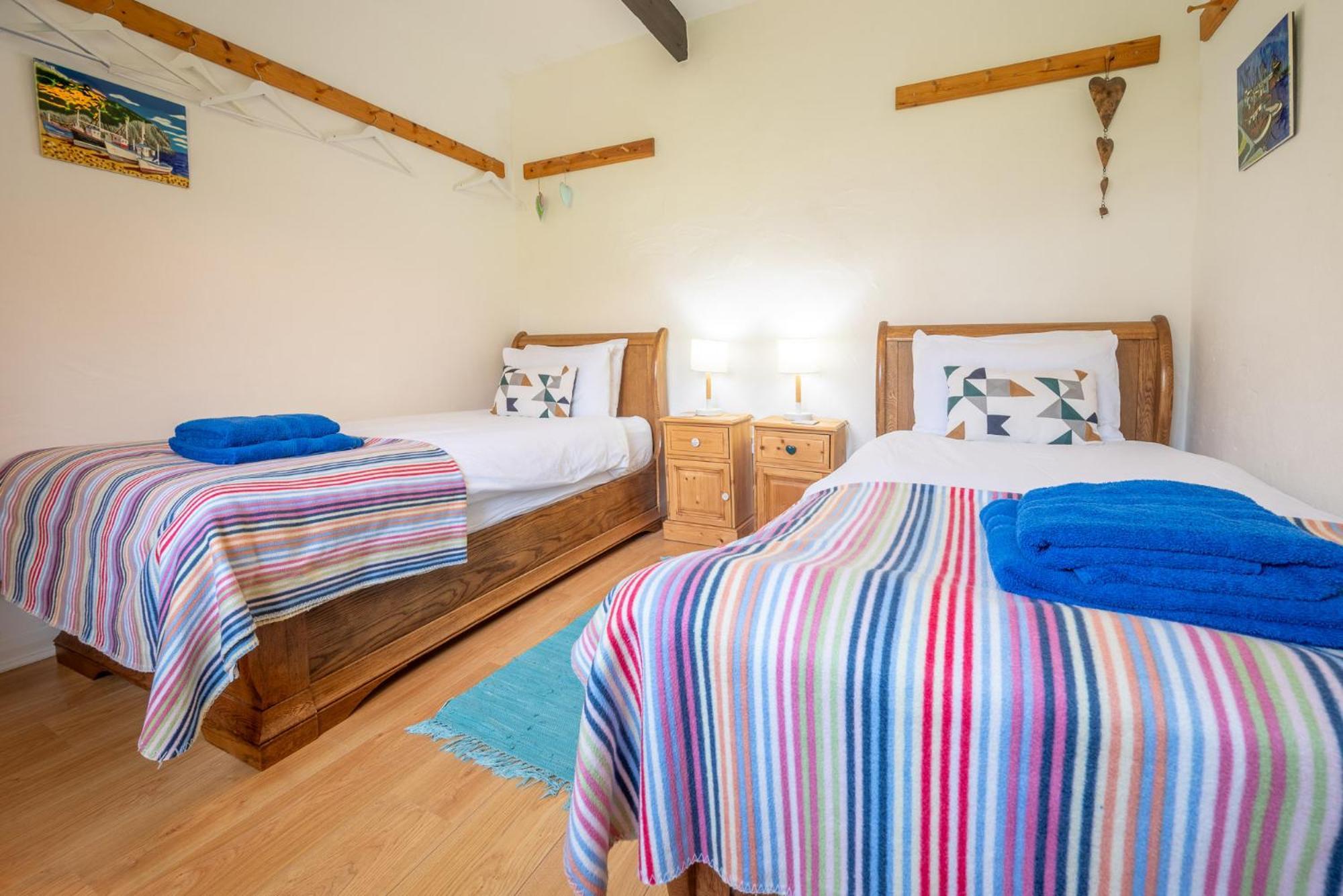 Polrunny Farm Blackberry Cottage - Cornwall Bliss In Sight Of The Sea ボスキャッスル エクステリア 写真